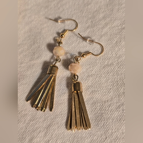 Handmade Gold Tassle Earrings - Picture 4 of 4